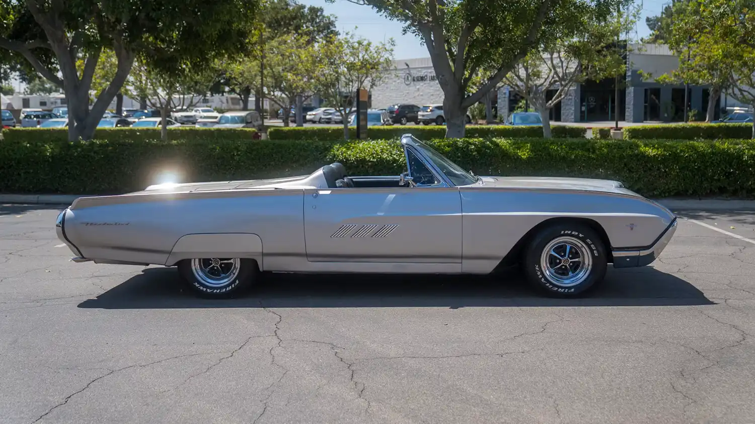 1963 Ford Thunderbird Convertible