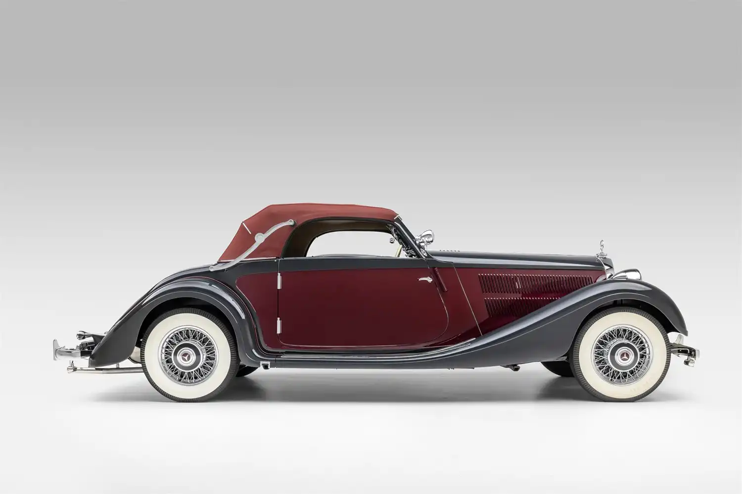 1938 Mercedes-Benz 320 Cabriolet