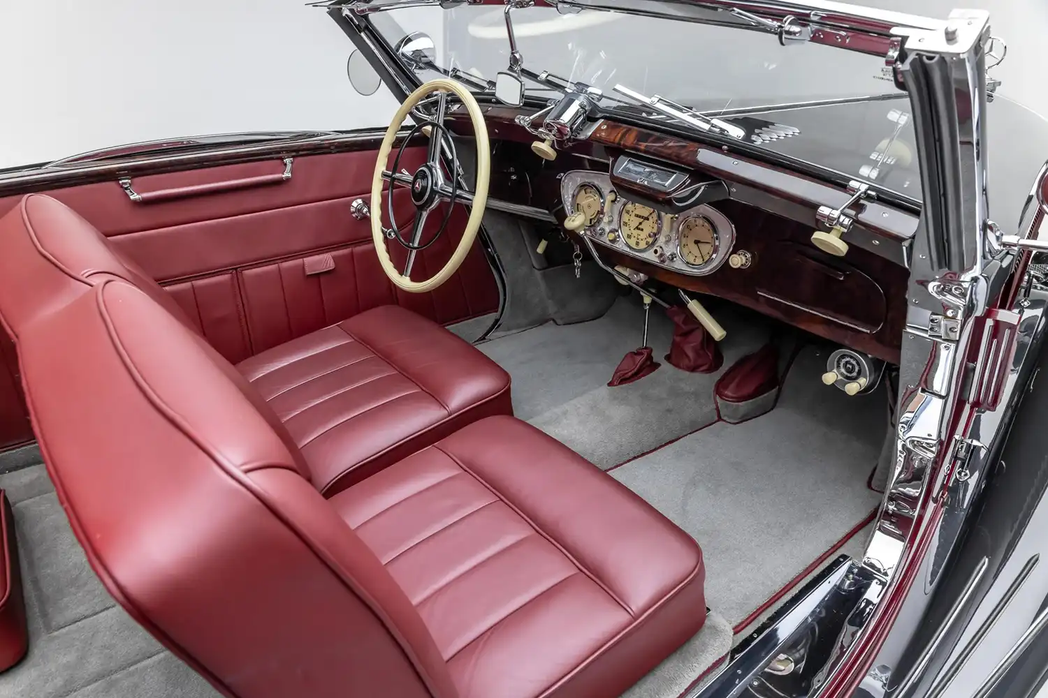1938 Mercedes-Benz 320 Cabriolet