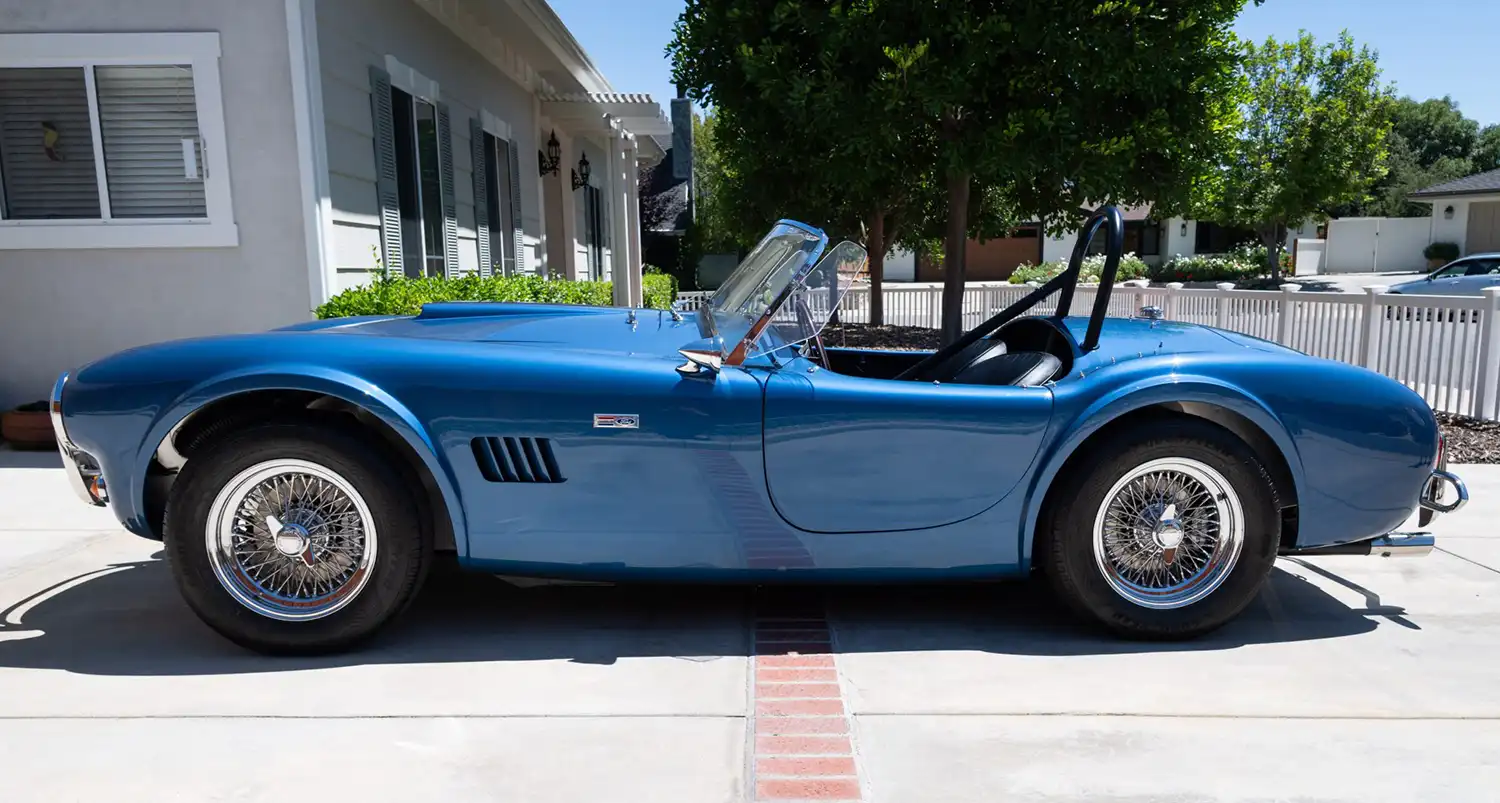 Shelby Cobra CSX8000