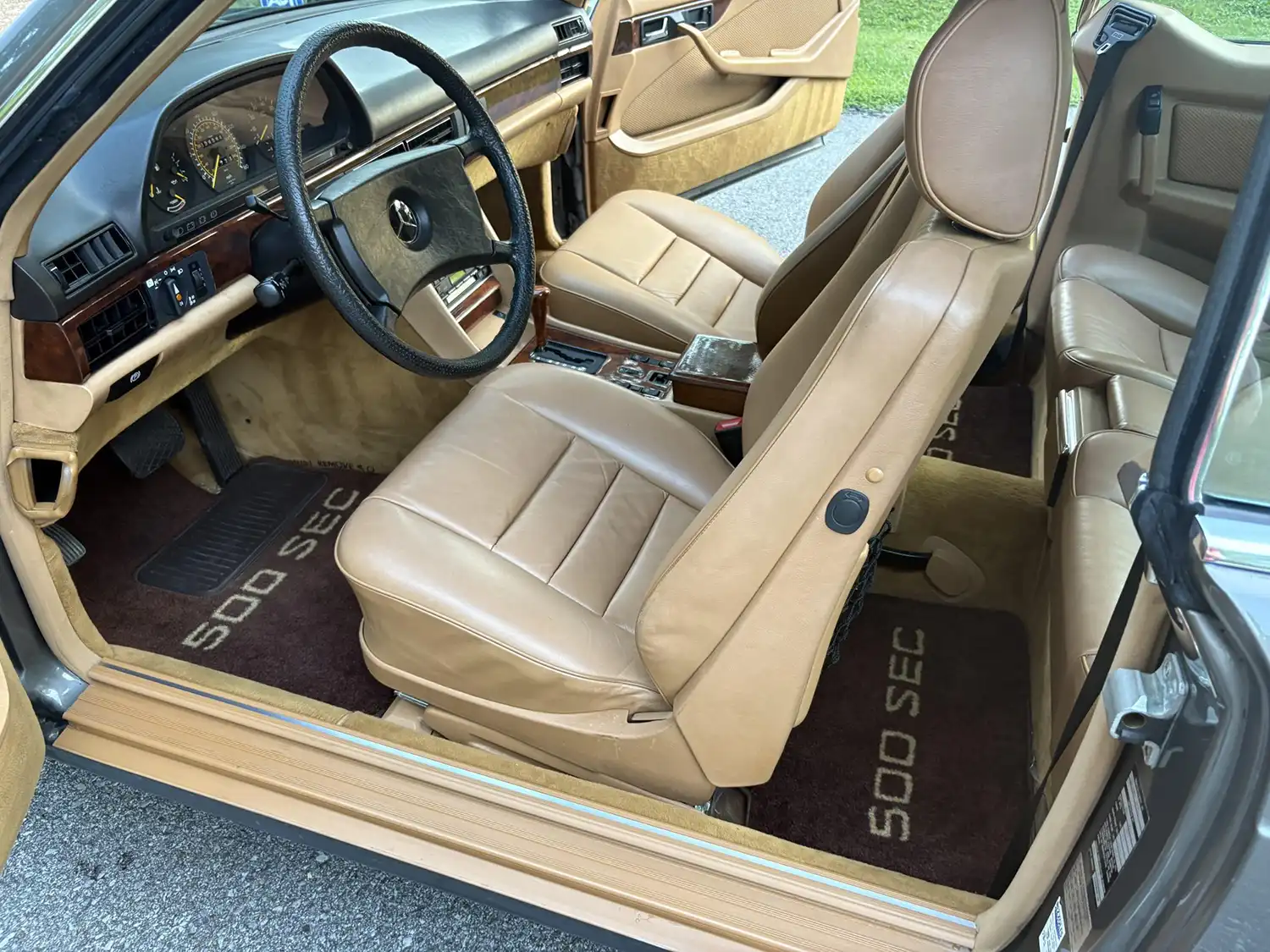 1985 Mercedes-Benz 500SEC