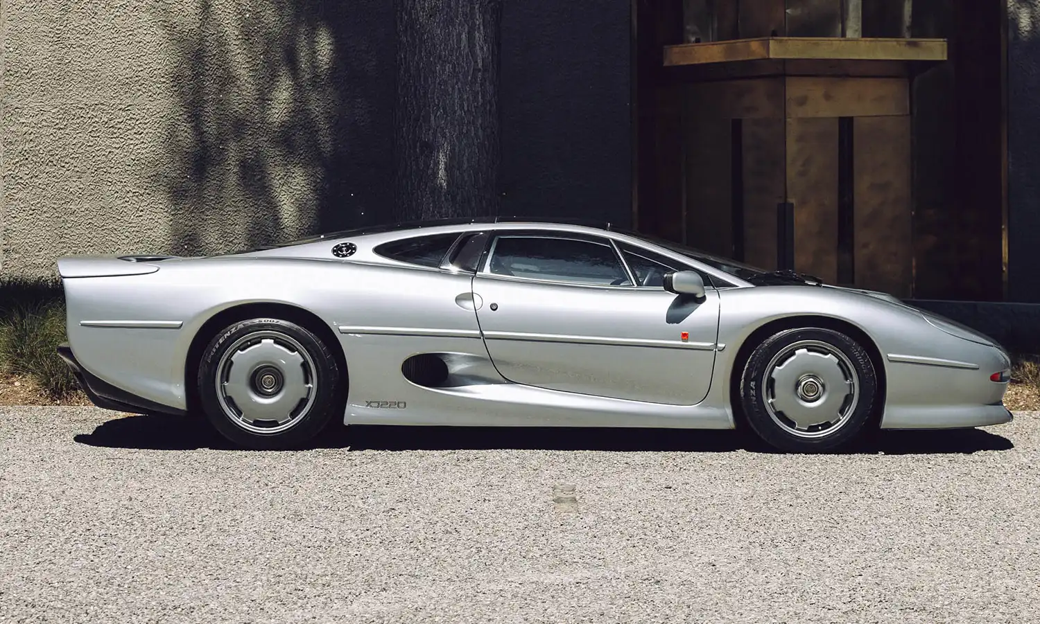 1993 Jaguar XJ220