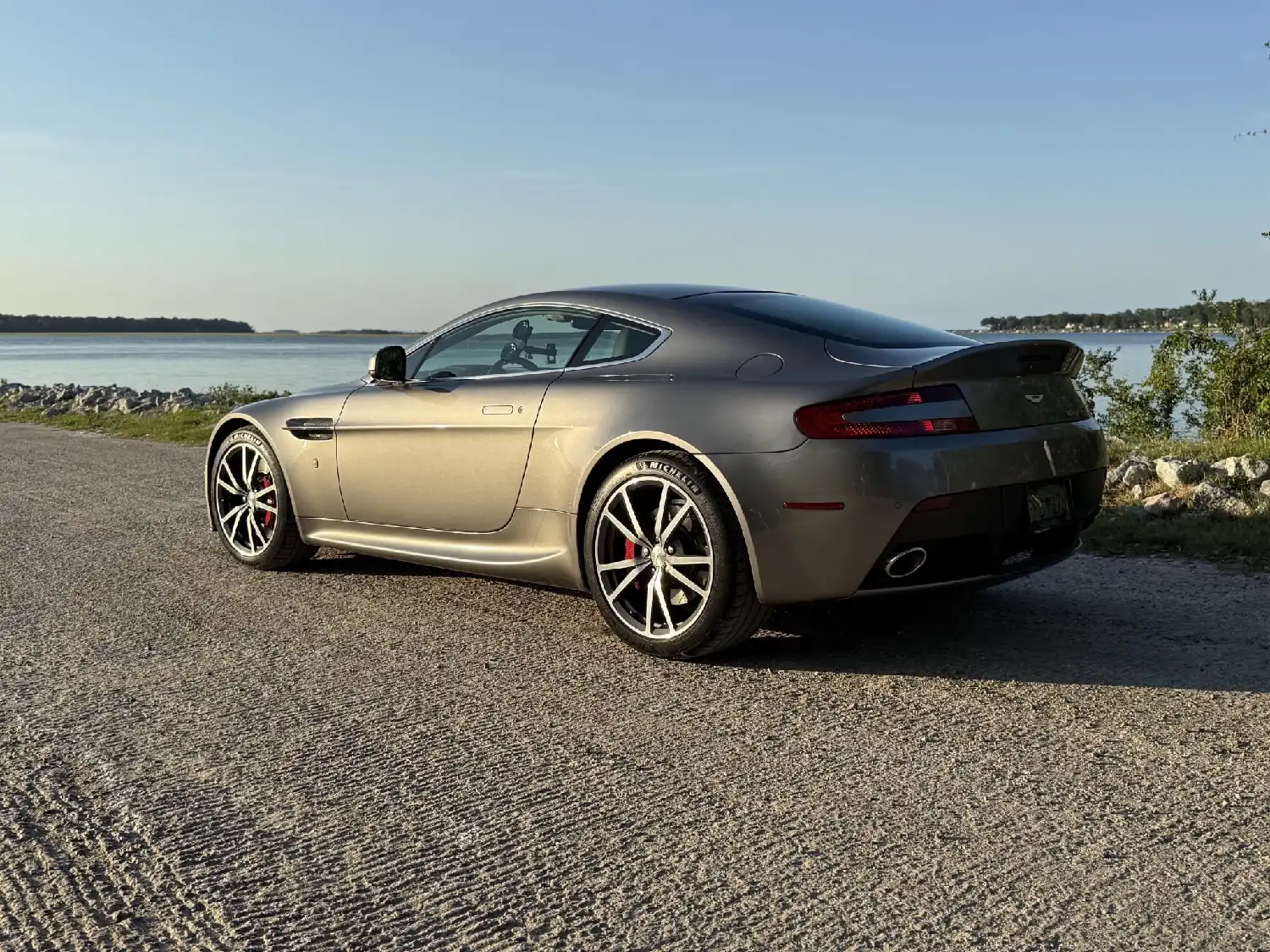 2014 Aston Martin V8 Vantage