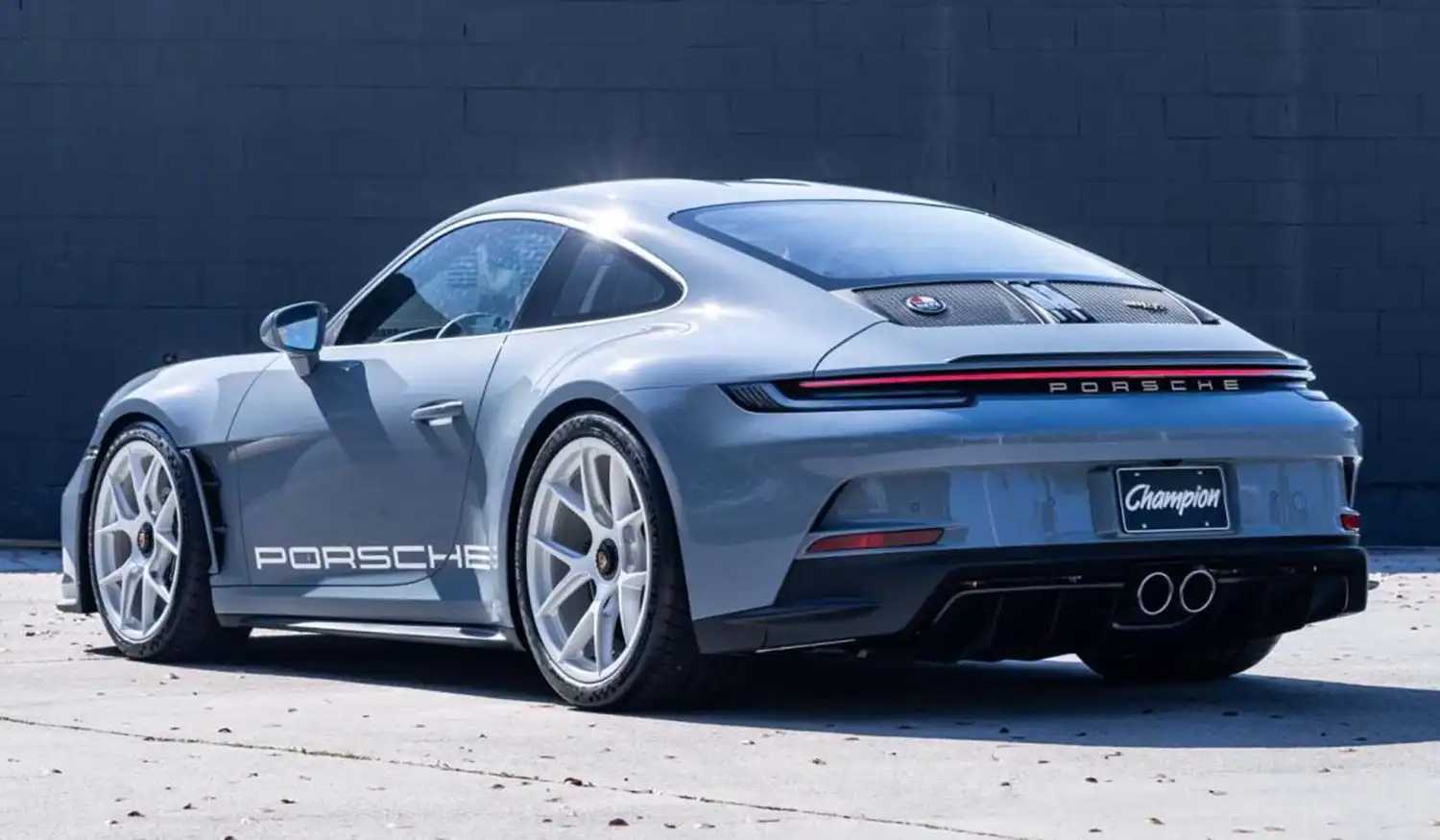 2024 Porsche 911 S/T