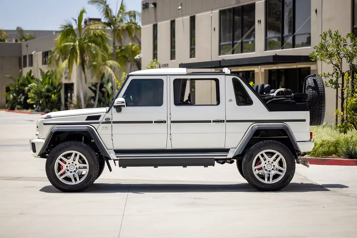 Mercedes-Maybach G650 Landaulet