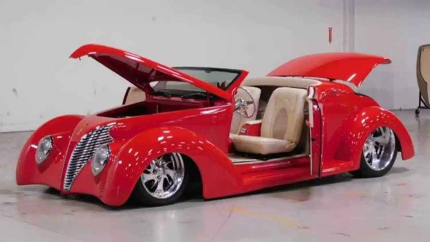 1939 Ford Custom Cabriolet