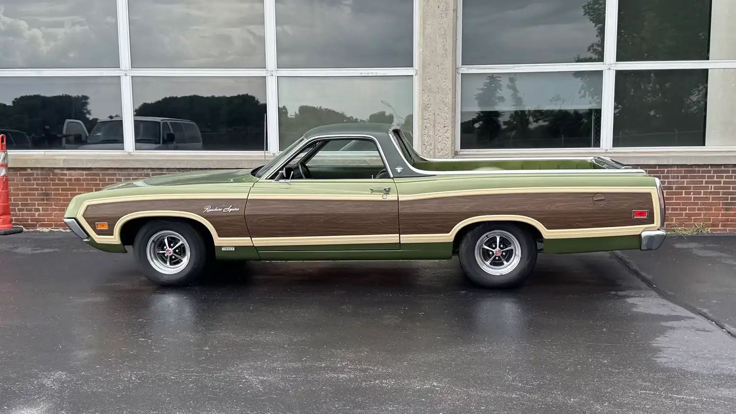 1970 Ford Ranchero Squire