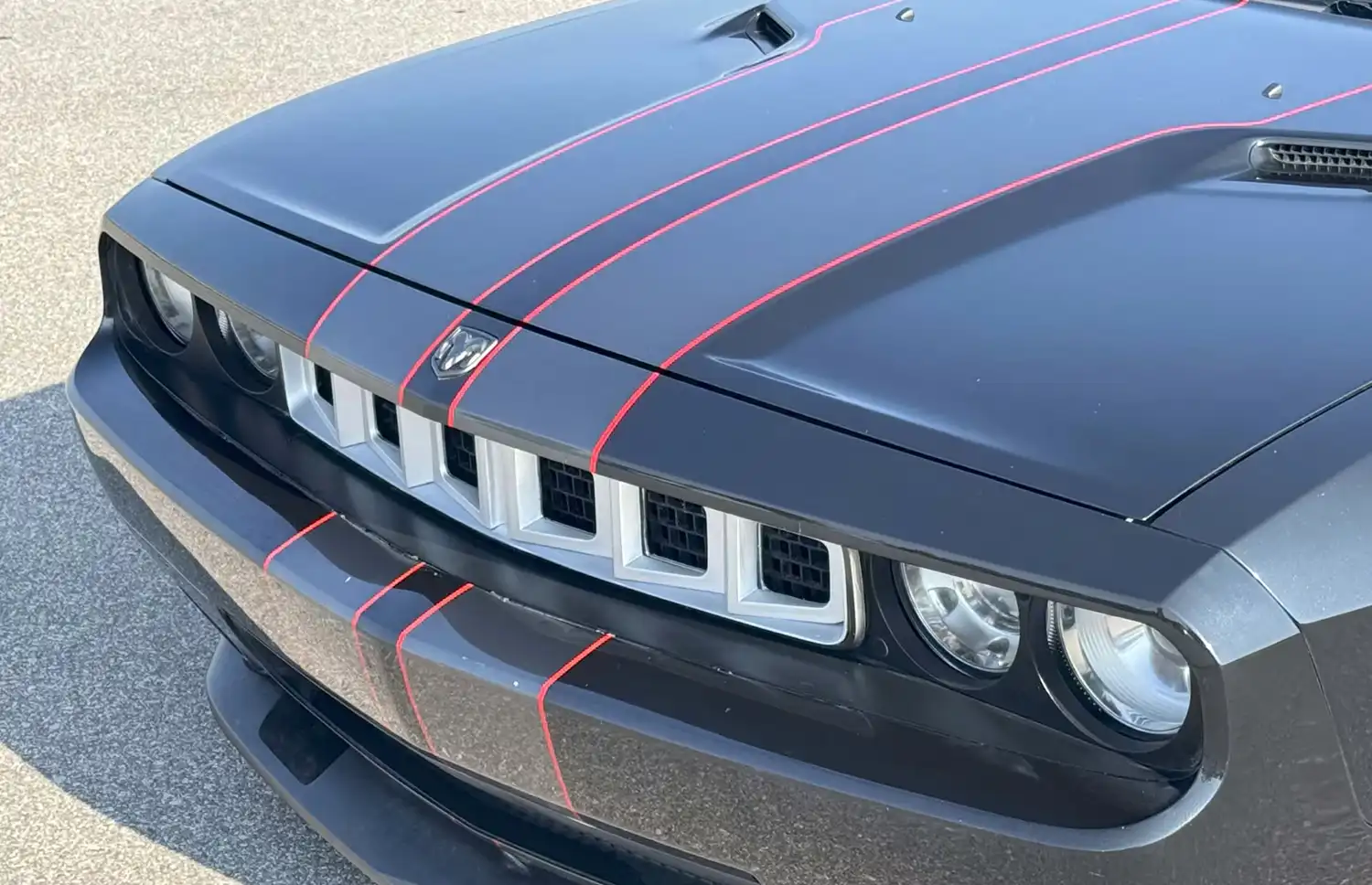 2009 Dodge Challenger SRT-8 Custom Coupe