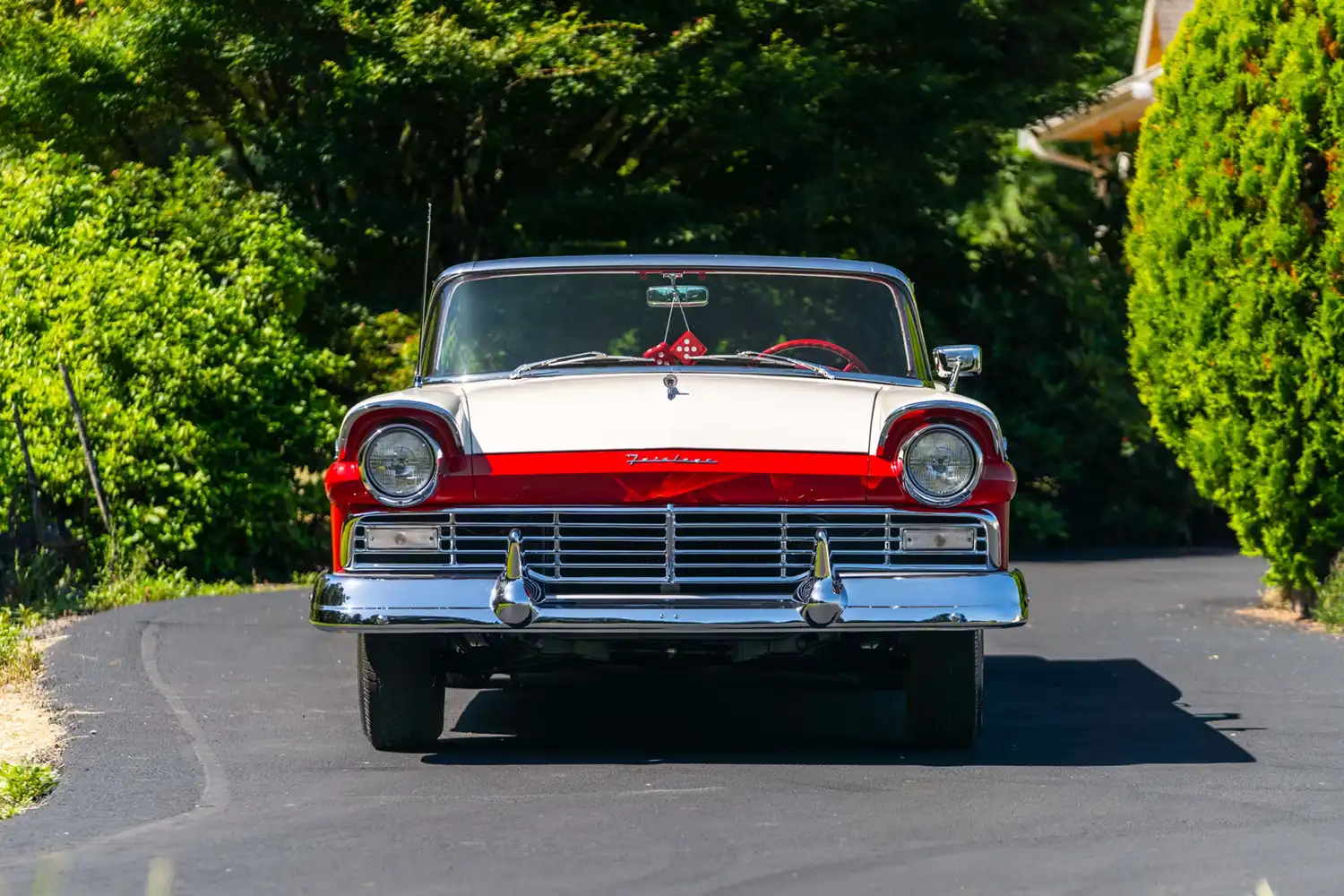 1957 Ford Fairlane 500 Skyliner