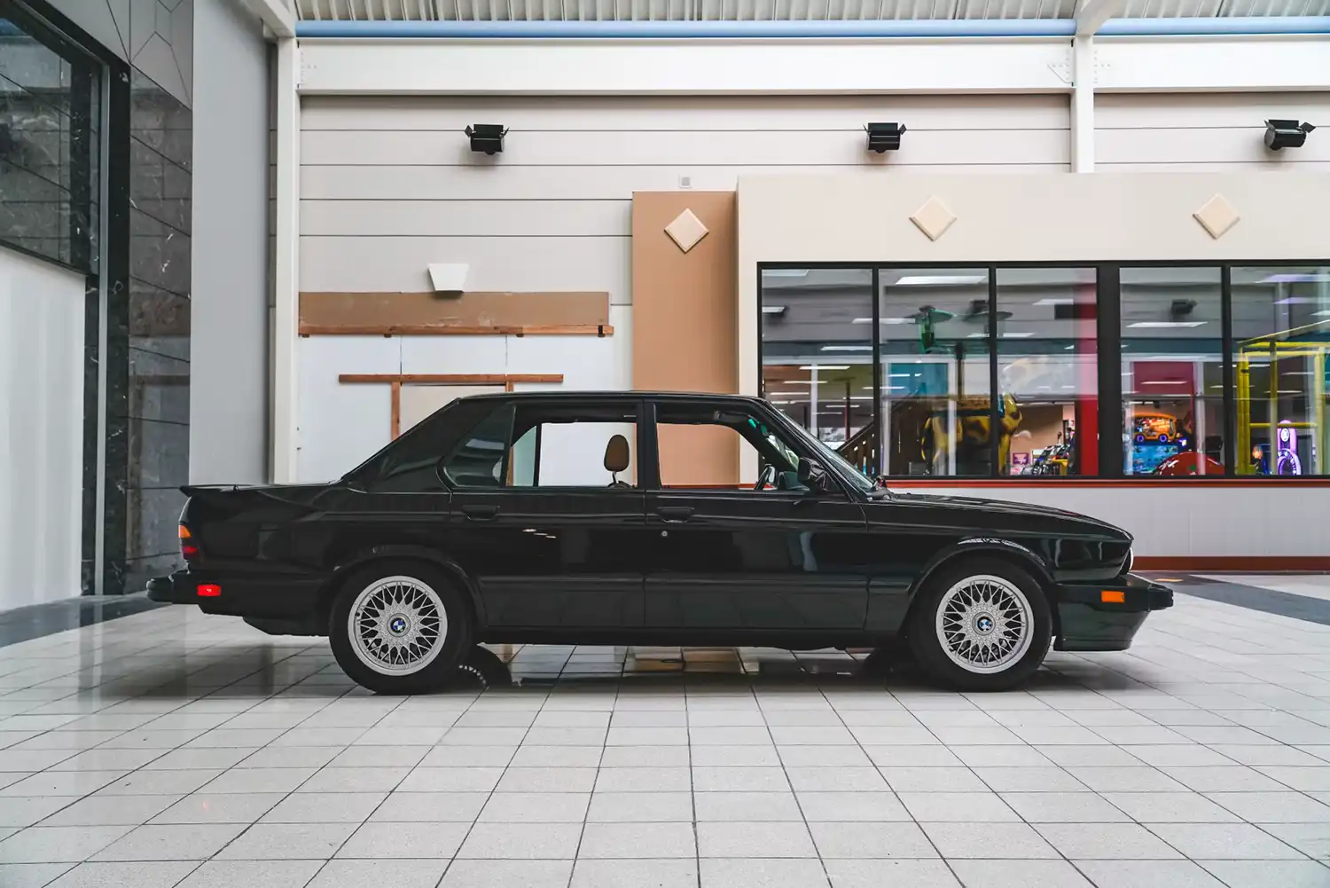 1988 BMW M5