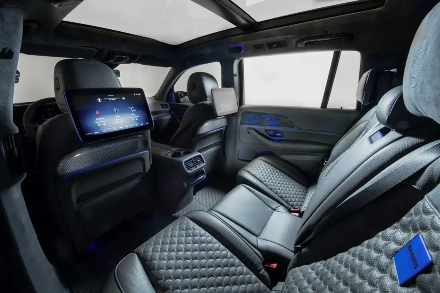 BRABUS 900 Deep Blue