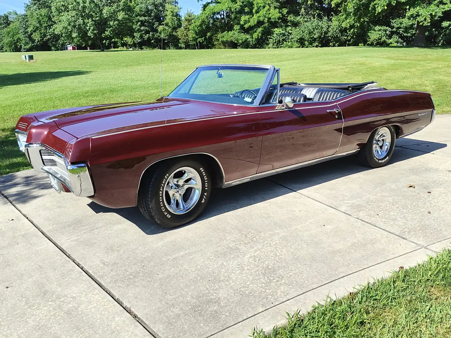 1967 Pontiac Grand Prix convertible