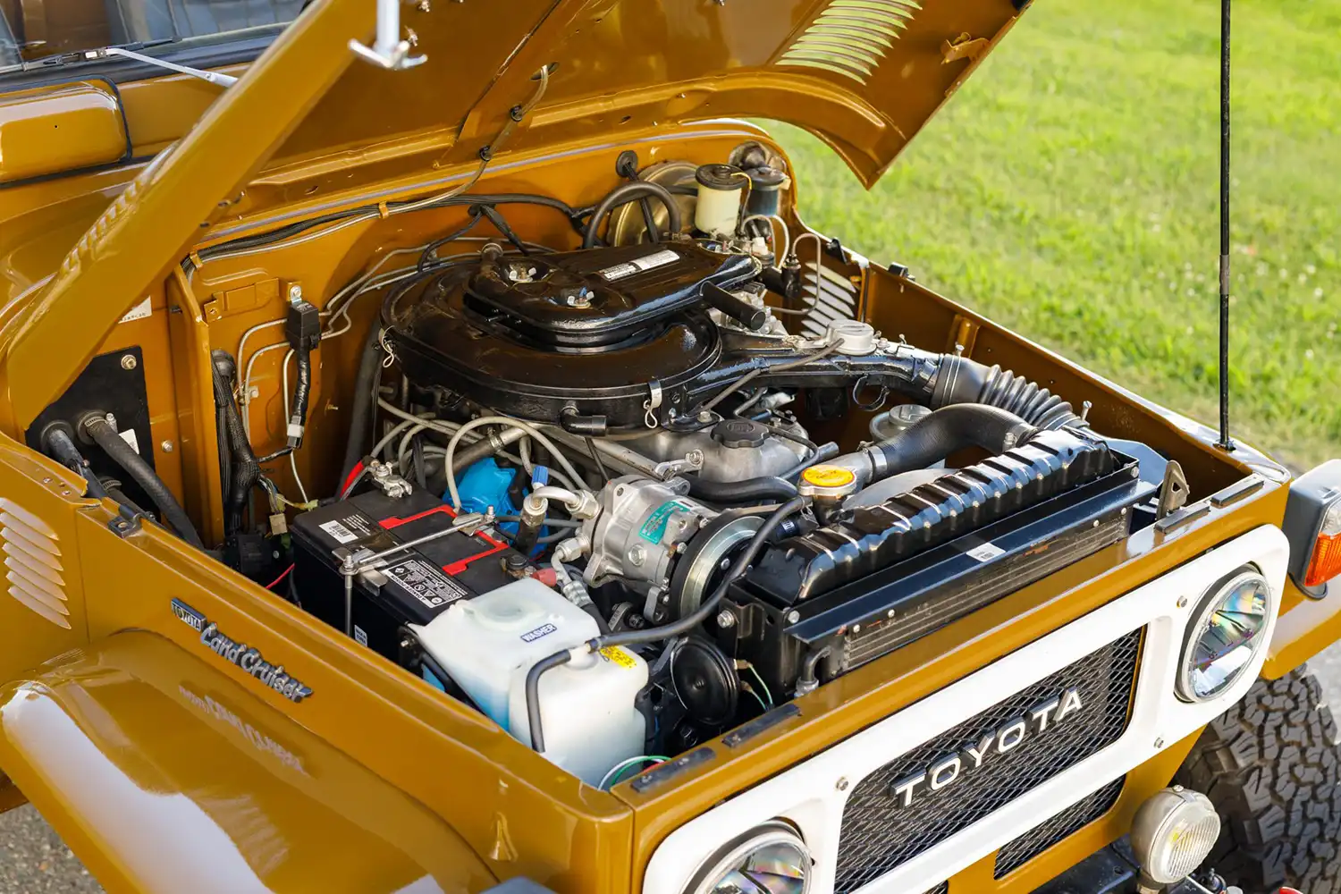 1982 Toyota Land Cruiser FJ45 Pickup