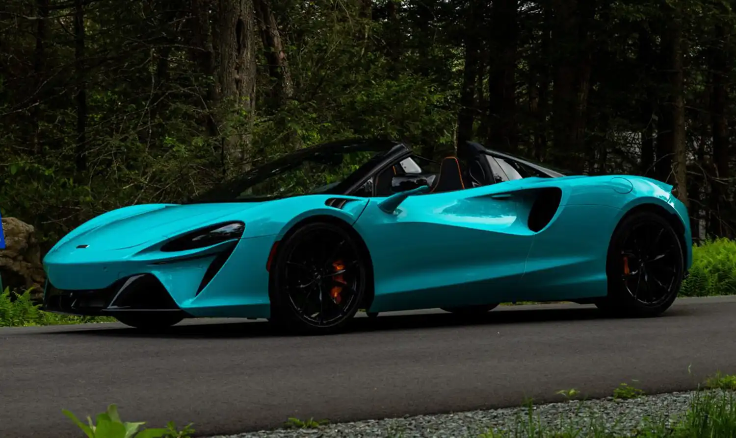 2025 McLaren Artura Spider