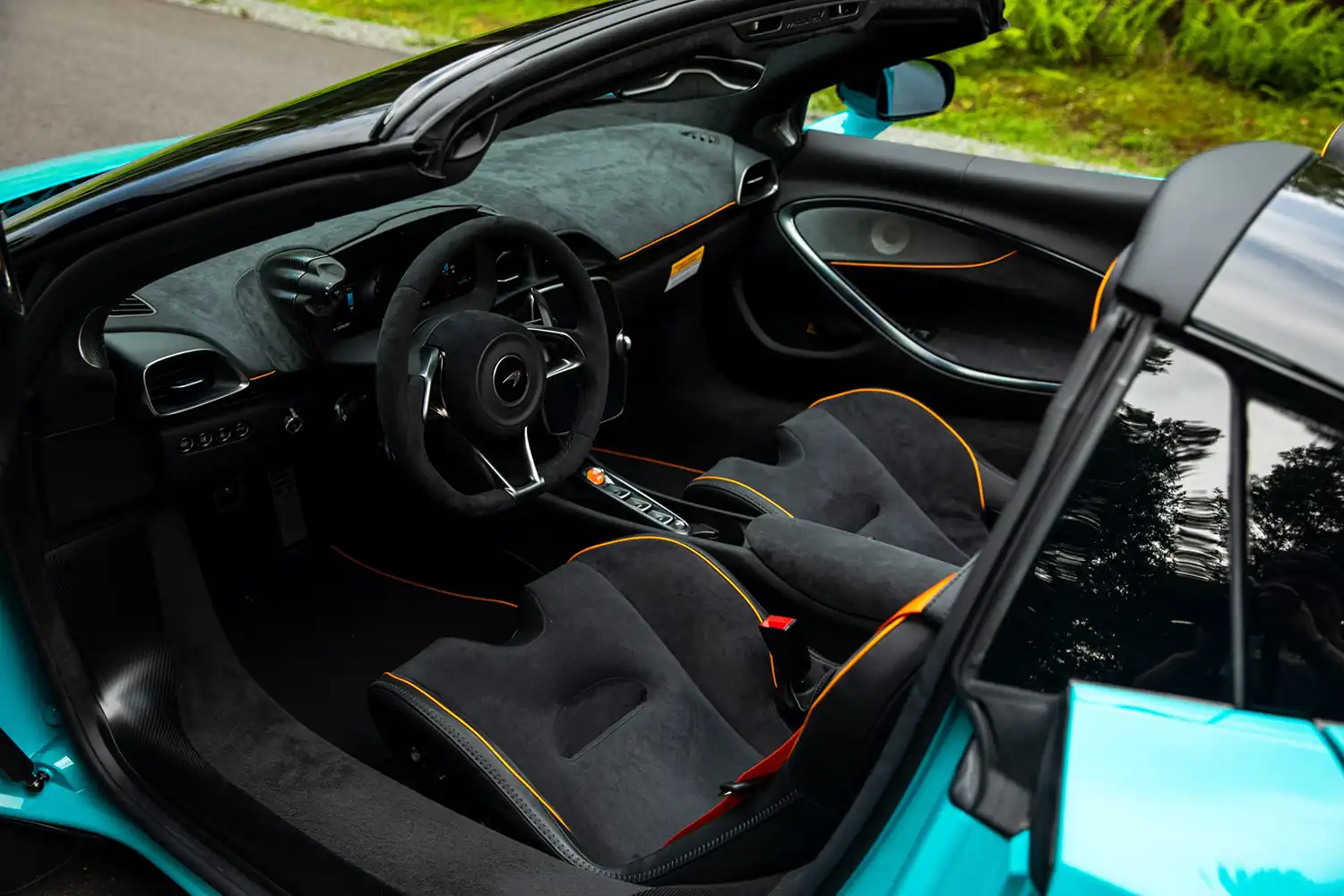 2025 McLaren Artura Spider