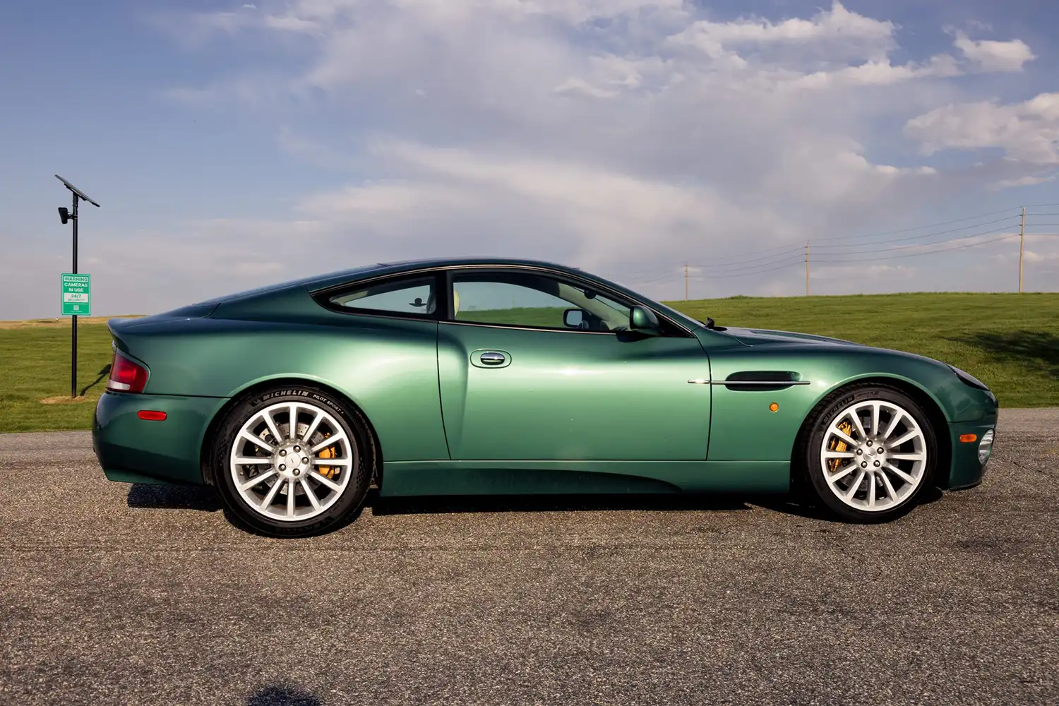 2002 Aston Martin V12 Vanquish