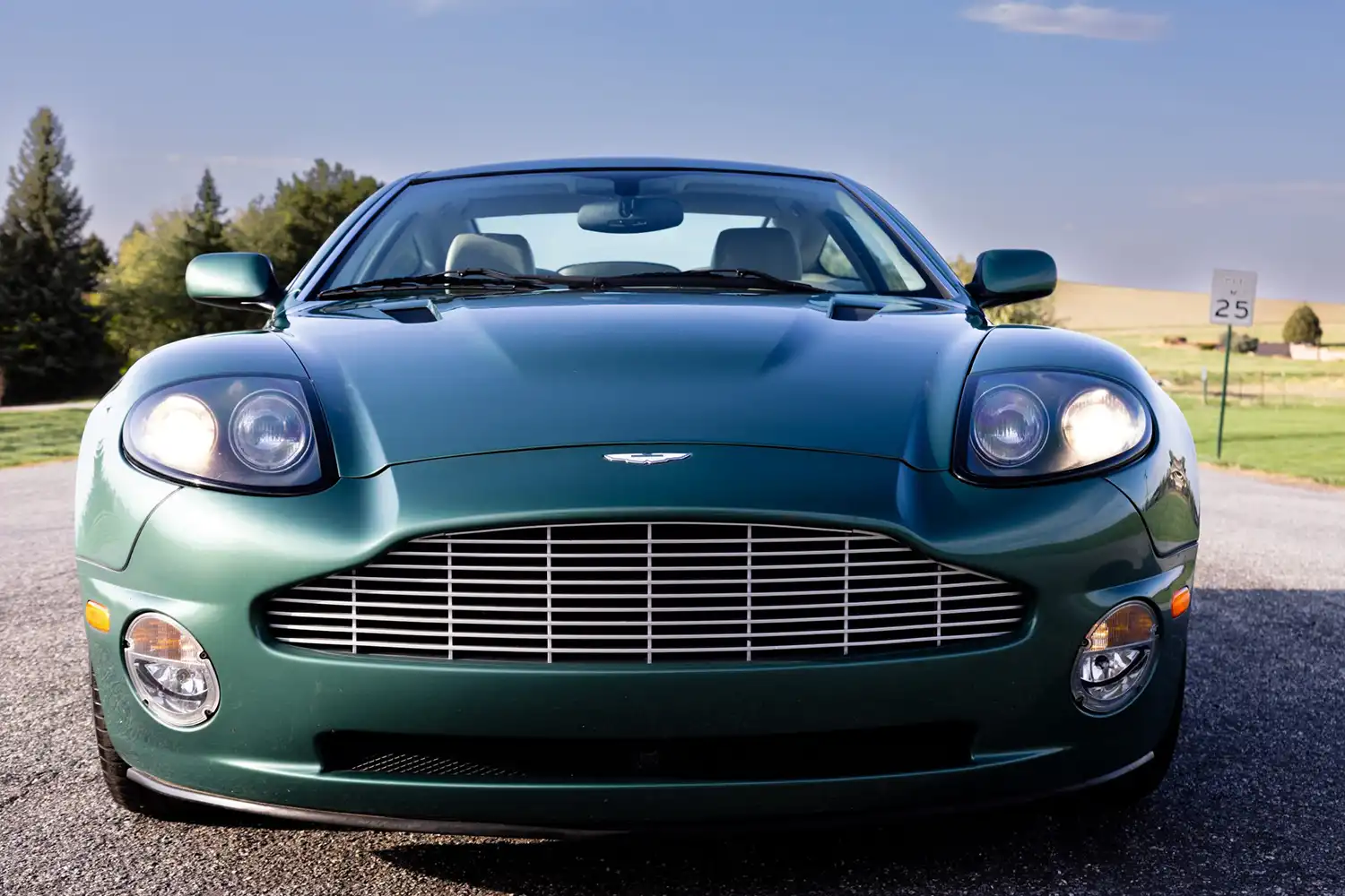 2002 Aston Martin V12 Vanquish
