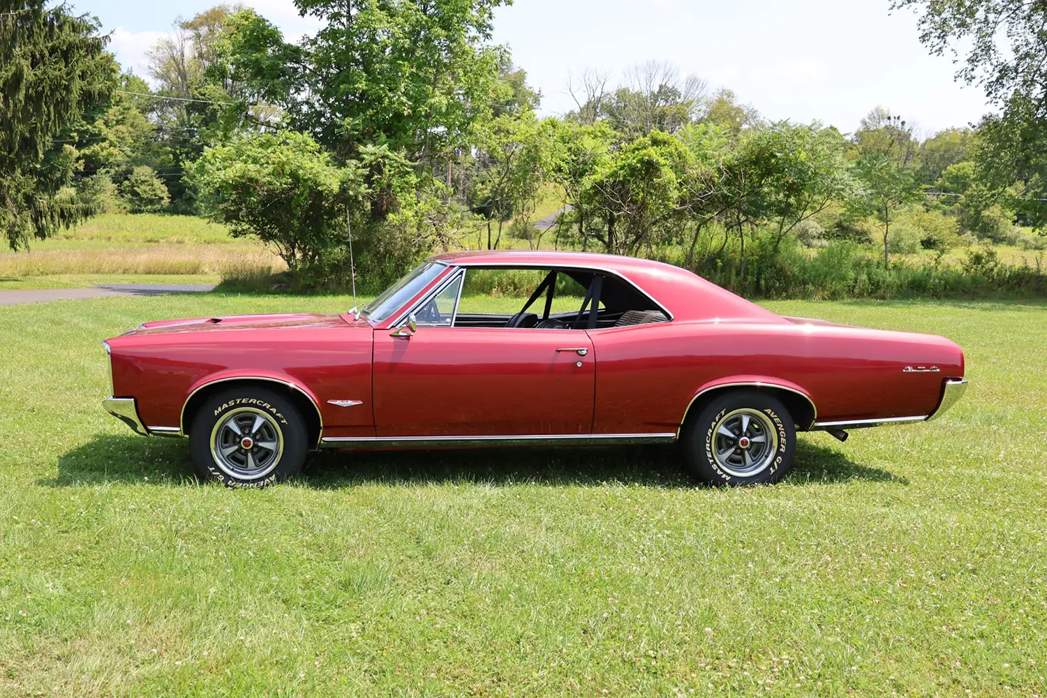 1966 Pontiac Tempest Custom