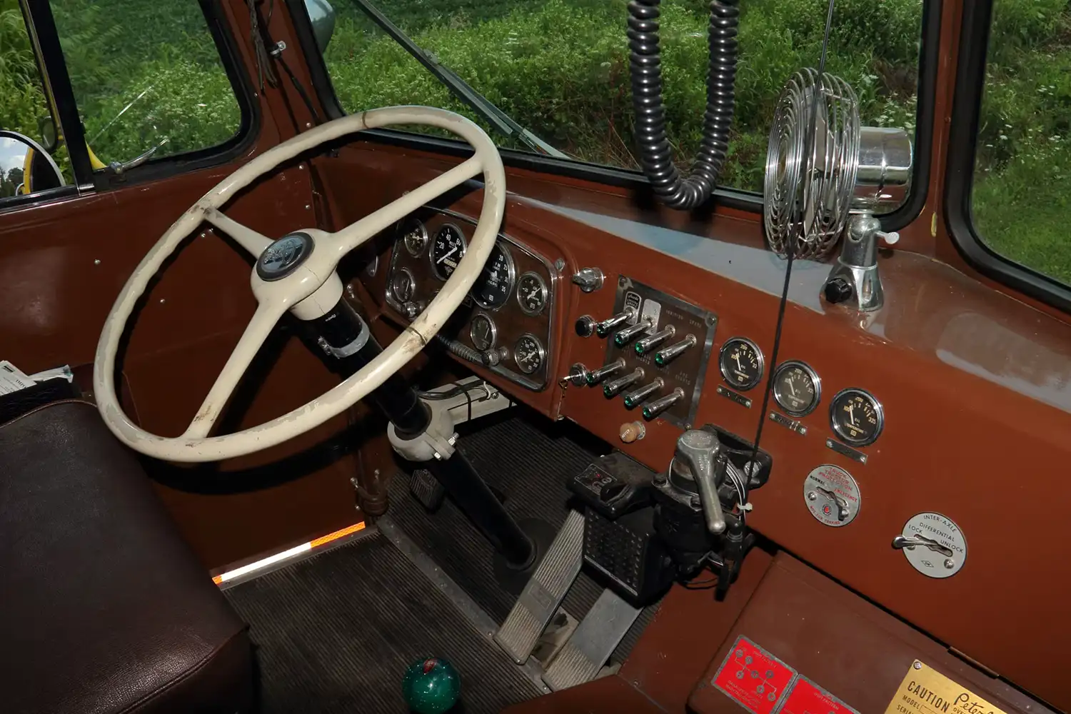 1948 Peterbilt 350