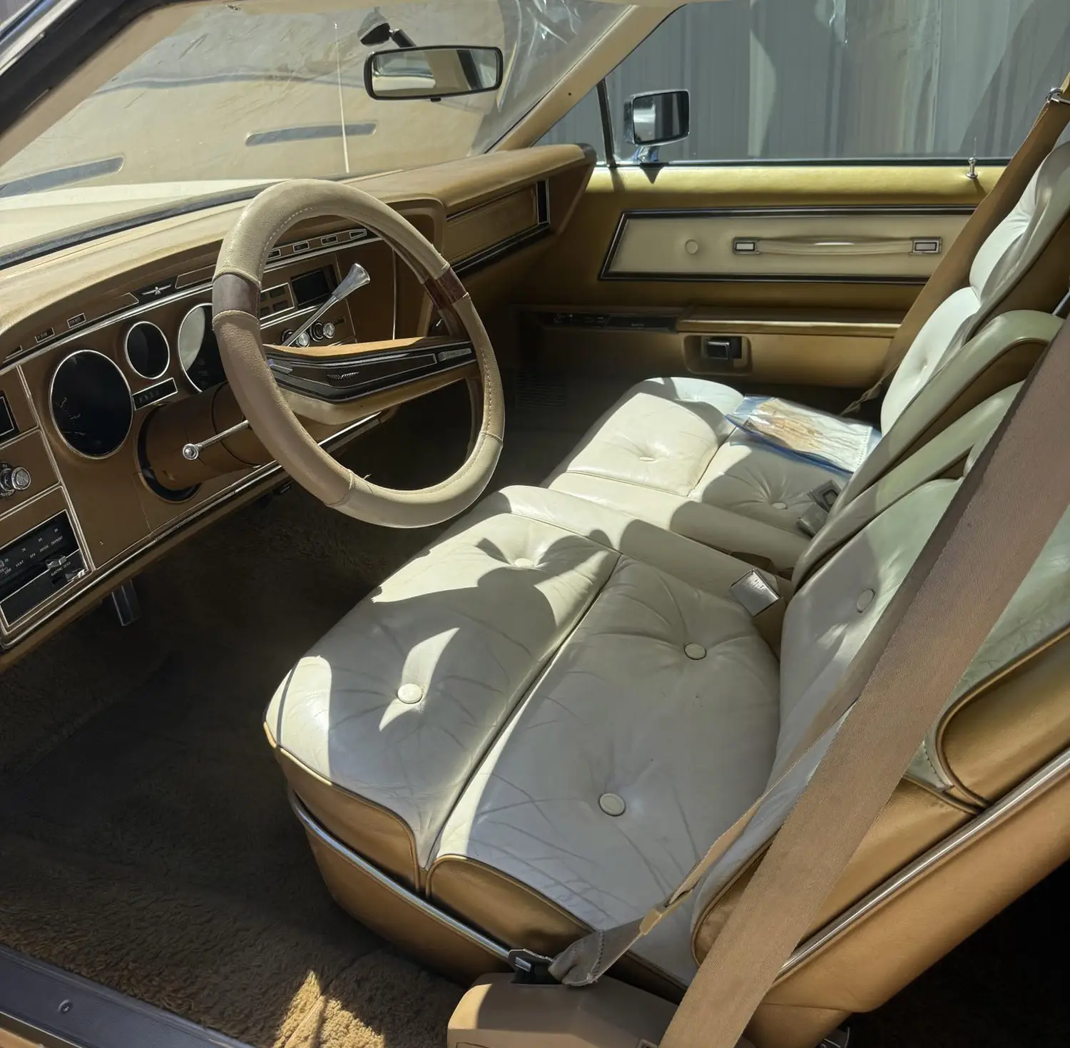 1974 Ford Thunderbird