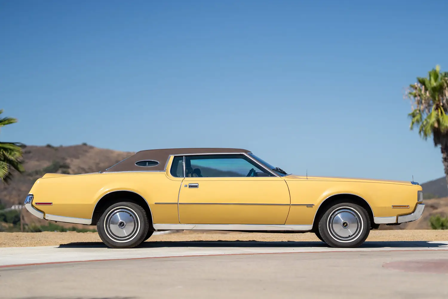 1972 Lincoln Continental Mark IV