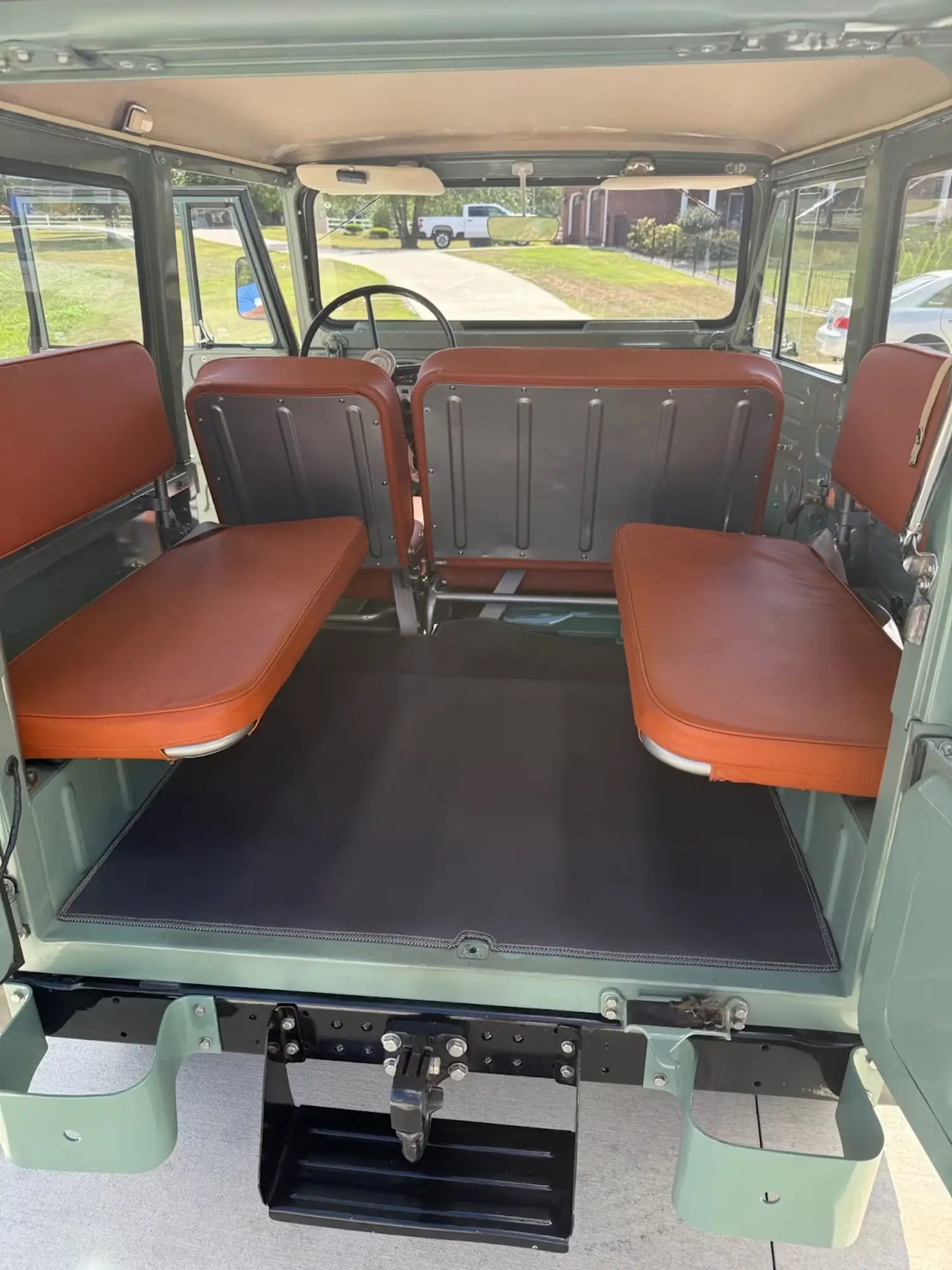 1967 Toyota FJ-40 Land Cruiser