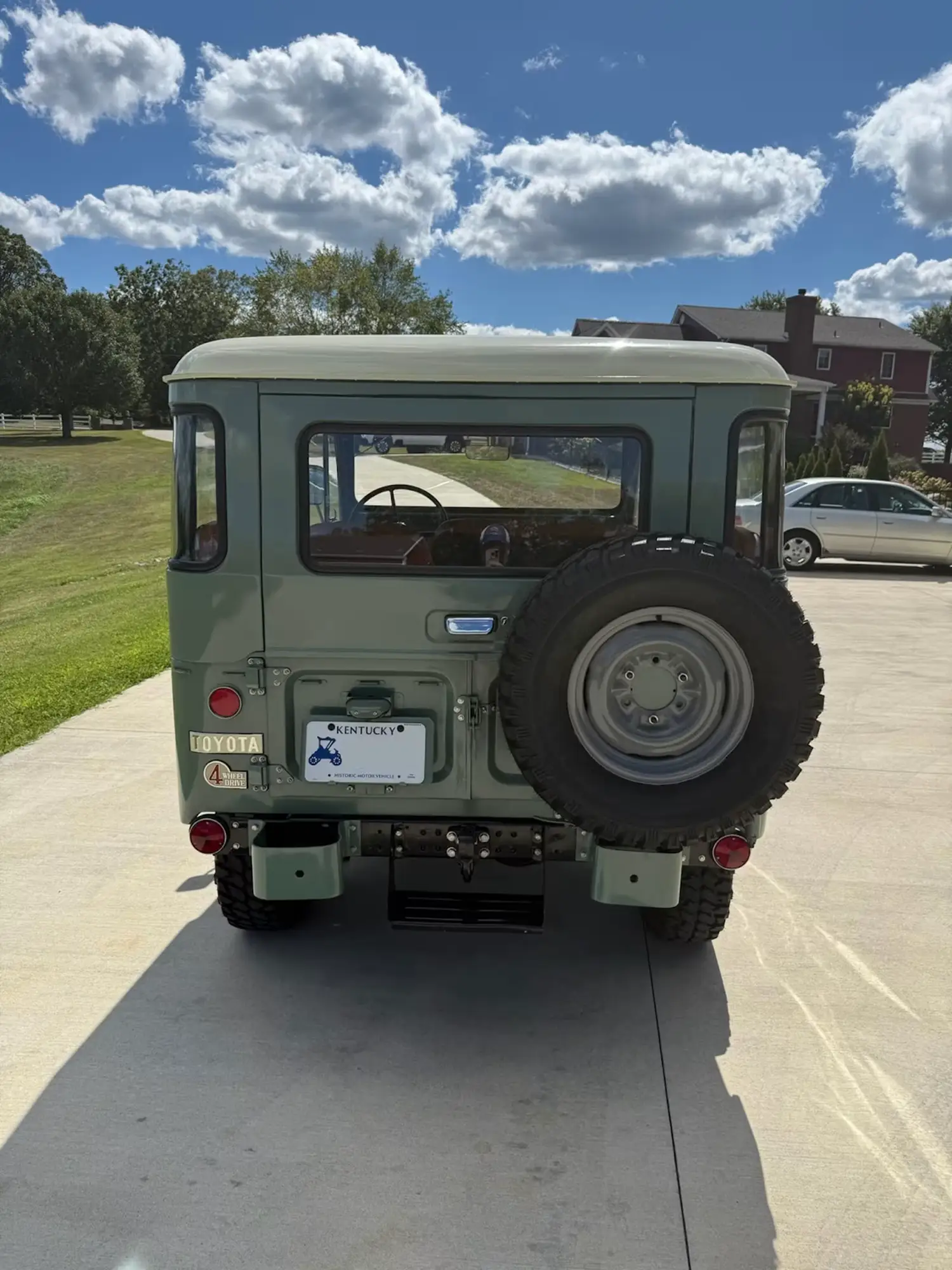 1967 Toyota FJ-40 Land Cruiser