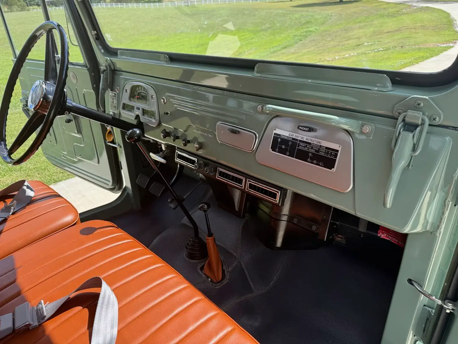 1967 Toyota FJ-40 Land Cruiser