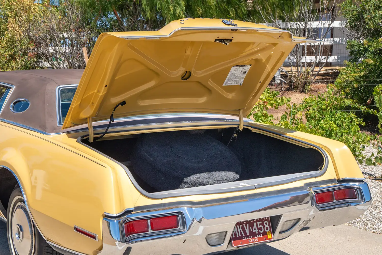1972 Lincoln Continental Mark IV