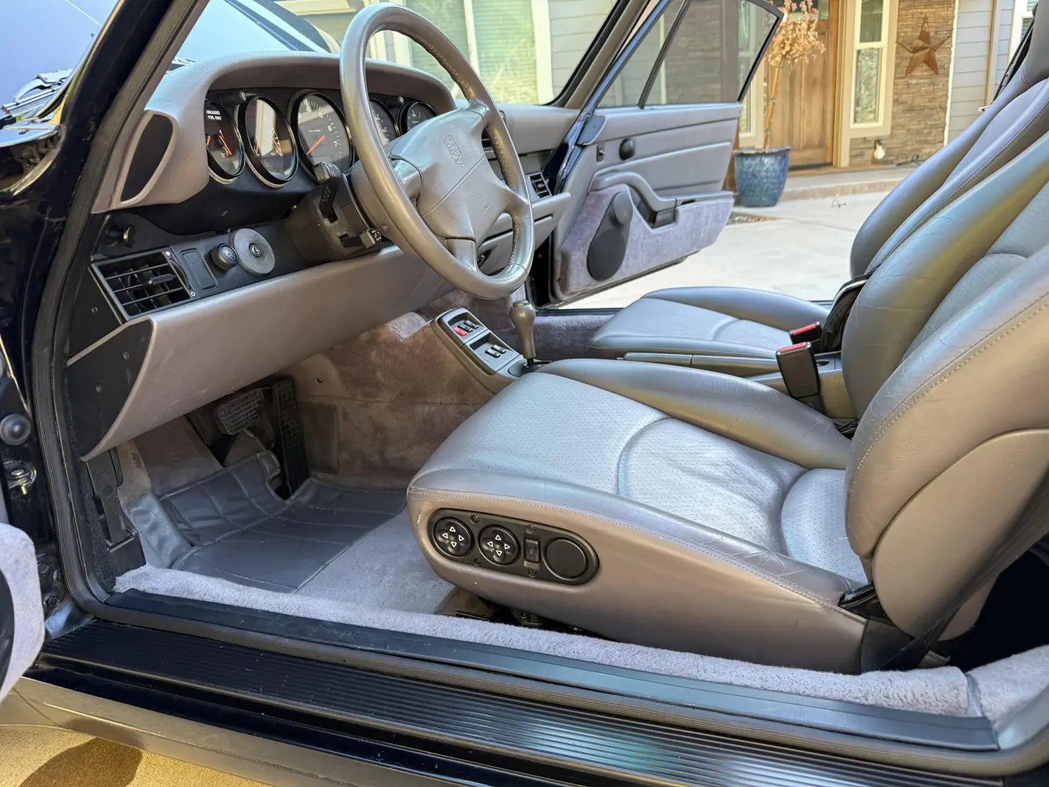 1995 Porsche 911 Carrera Coupe
