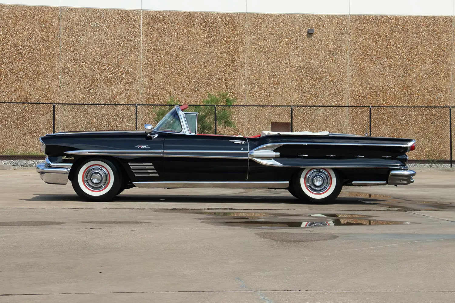 1958 Pontiac Bonneville Convertible