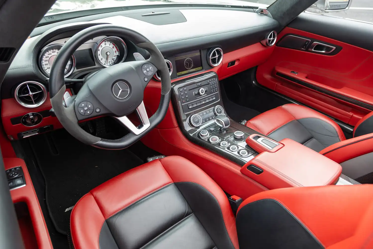 2012 Mercedes-Benz SLS AMG Roadster