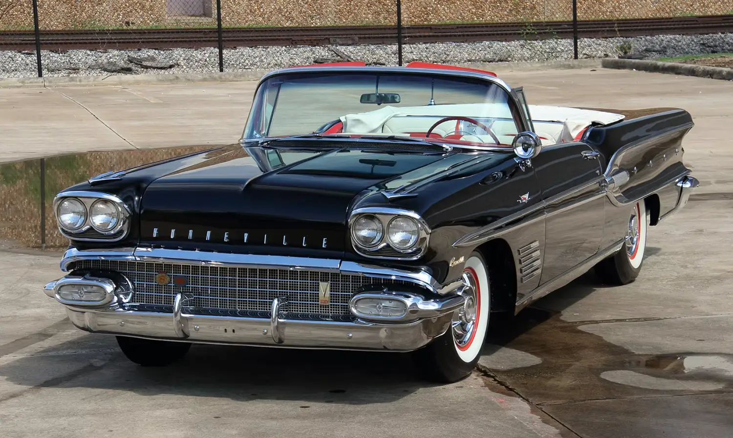 1958 Pontiac Bonneville Convertible