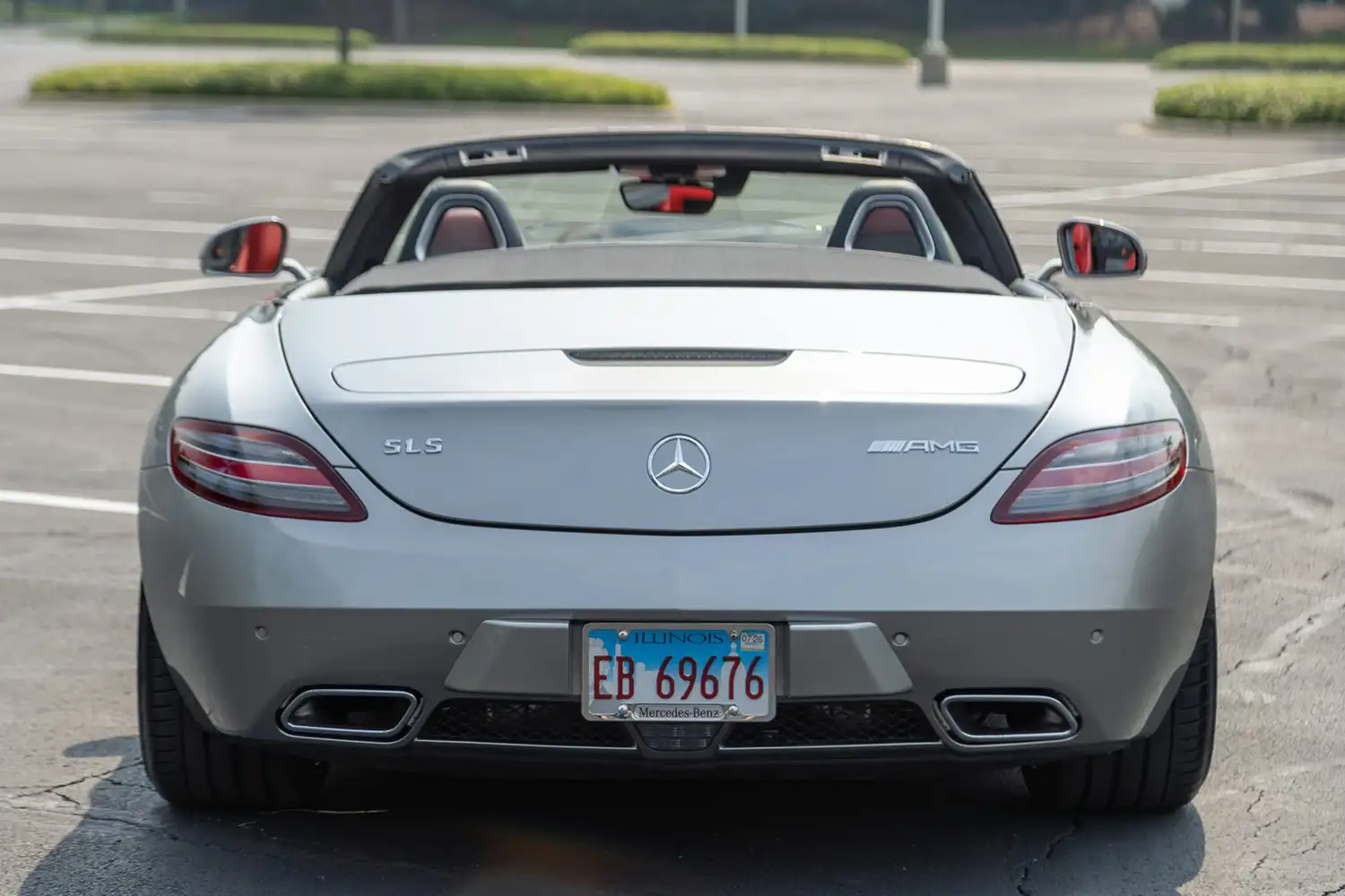 2012 Mercedes-Benz SLS AMG Roadster