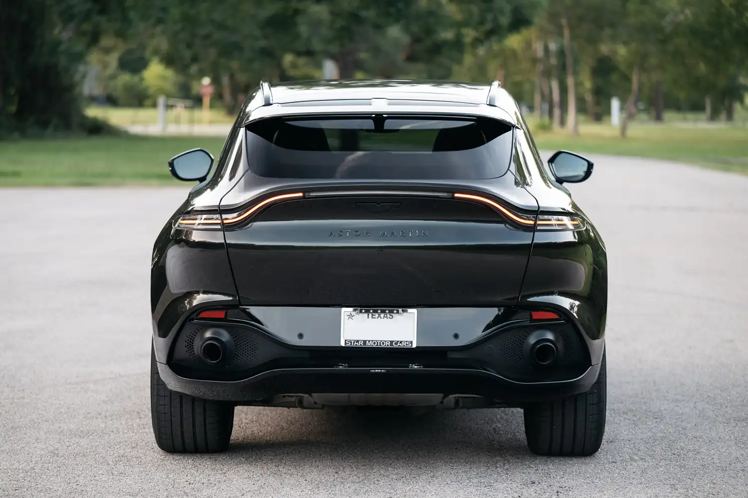 2021 Aston Martin DBX