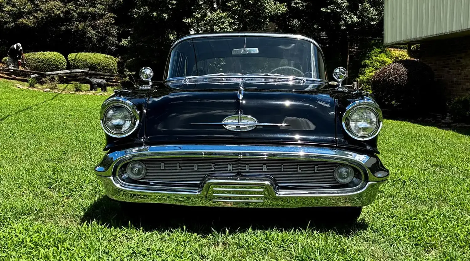 1957 Oldsmobile Starfire 98 Sedan