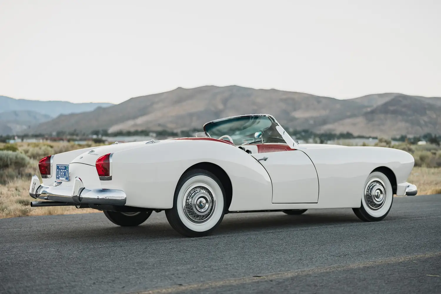 1954 Kaiser Darrin