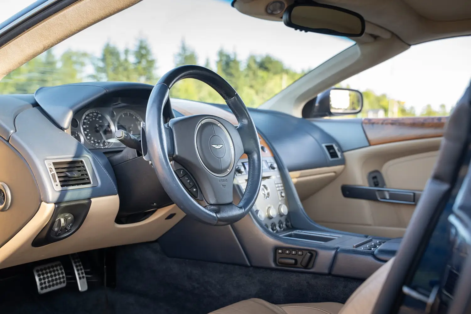 2007 Aston Martin DB9 Volante