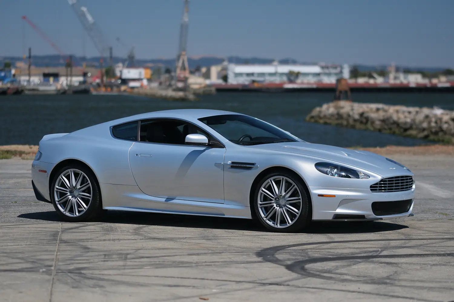 2009 Aston Martin DBS 6-Speed