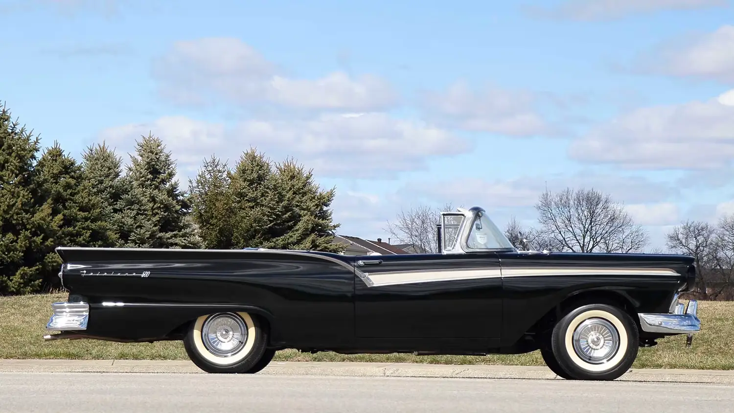 1957 Ford Fairlane 500 F-Code Skyliner