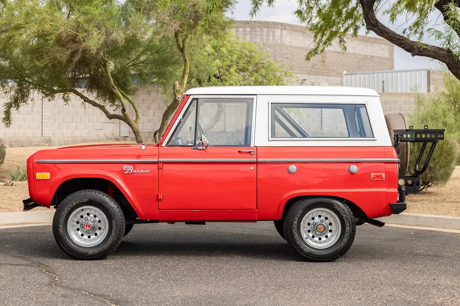 1974 Ford Bronco 302