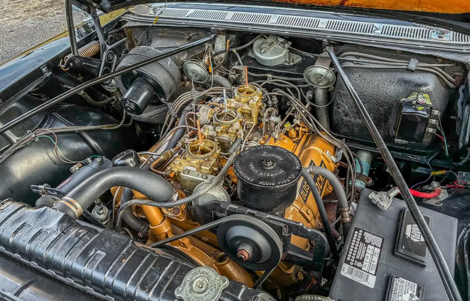 1957 Oldsmobile Starfire 98 Sedan
