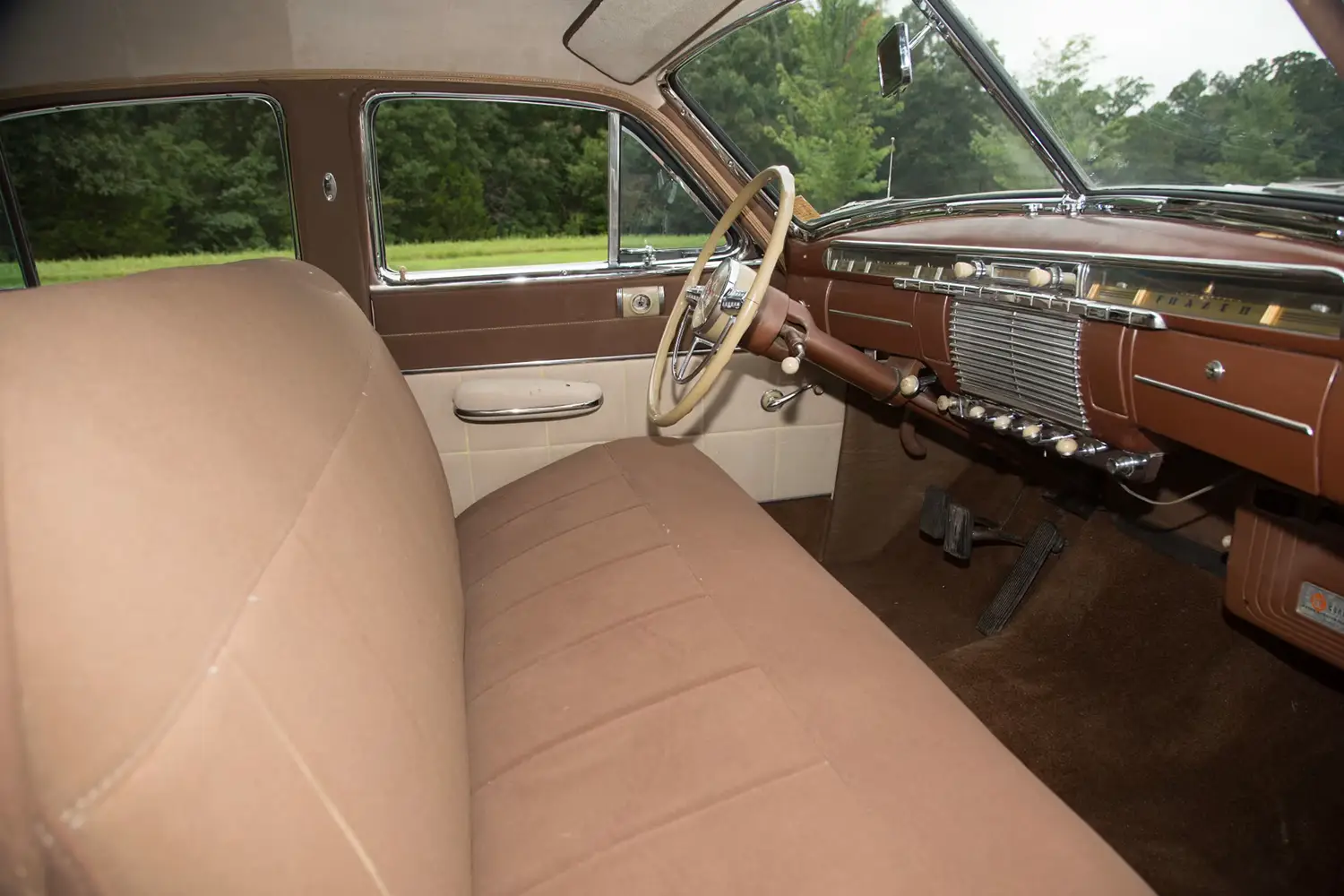 1947 Frazer Manhattan Sedan
