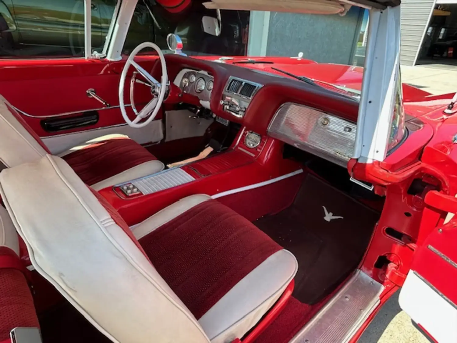 1959 Ford Thunderbird