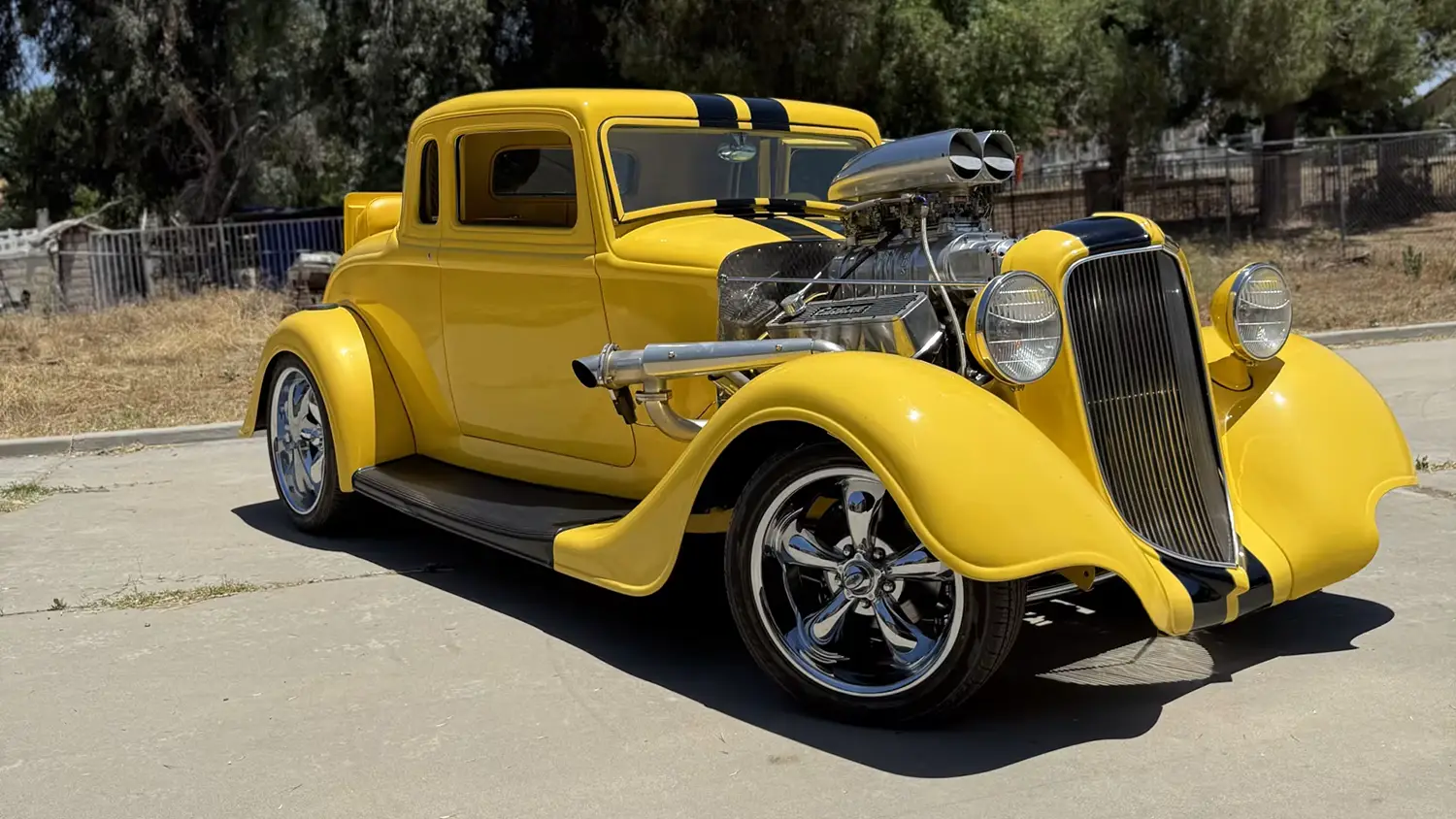 A Legendary Build: The 1933 Plymouth 5-Window Hot Rod