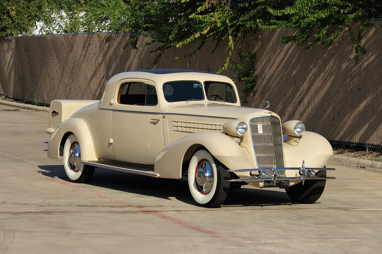 1934 Cadillac 355D Eight Stationary Coupe