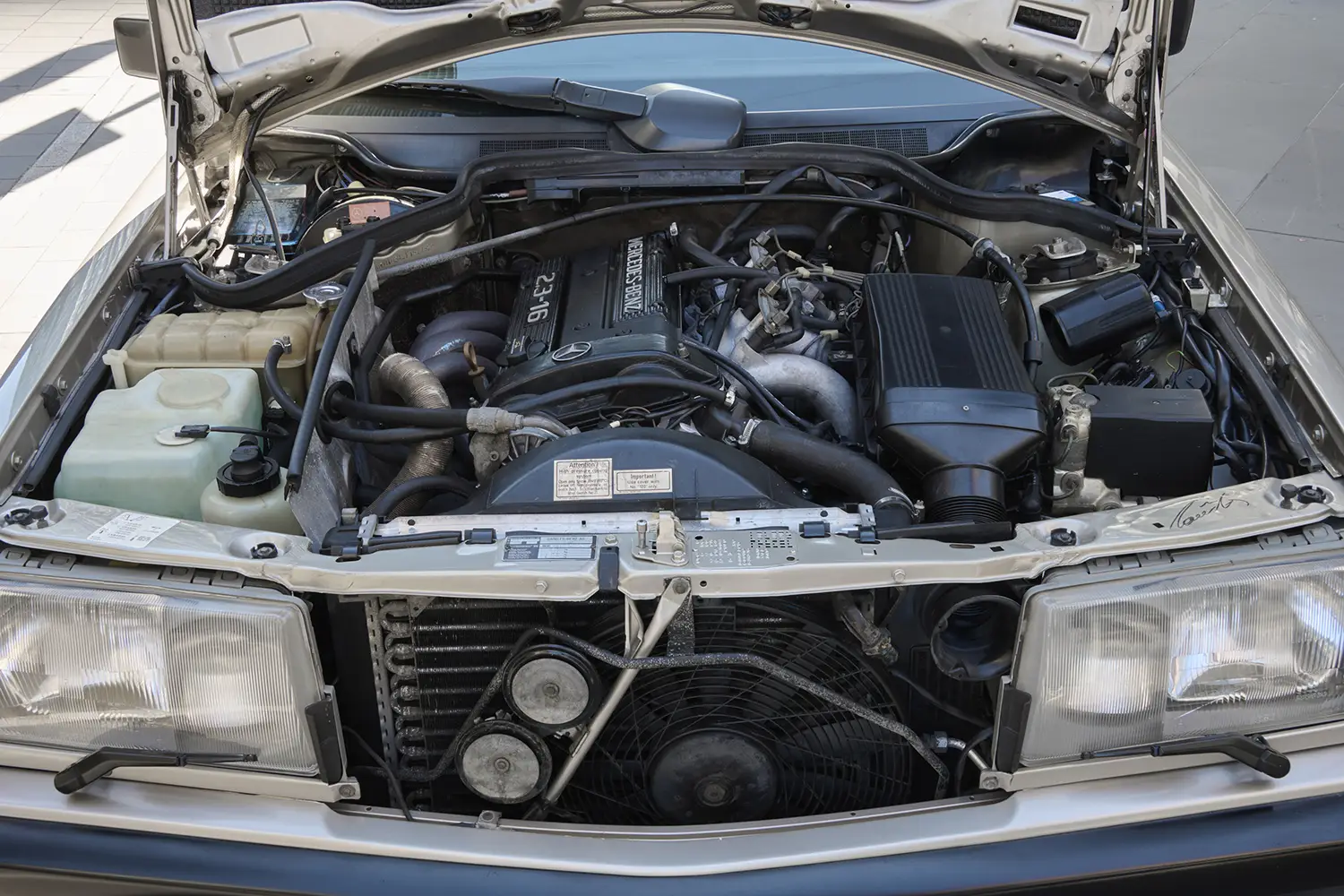 1985 Mercedes-Benz 190 E