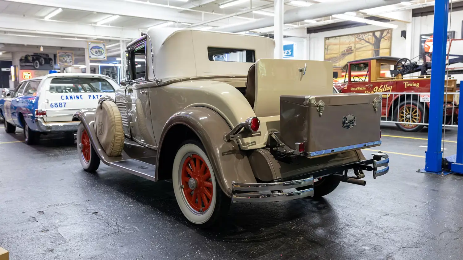 1929 Marmon Model 68 Roosevelt Coupe