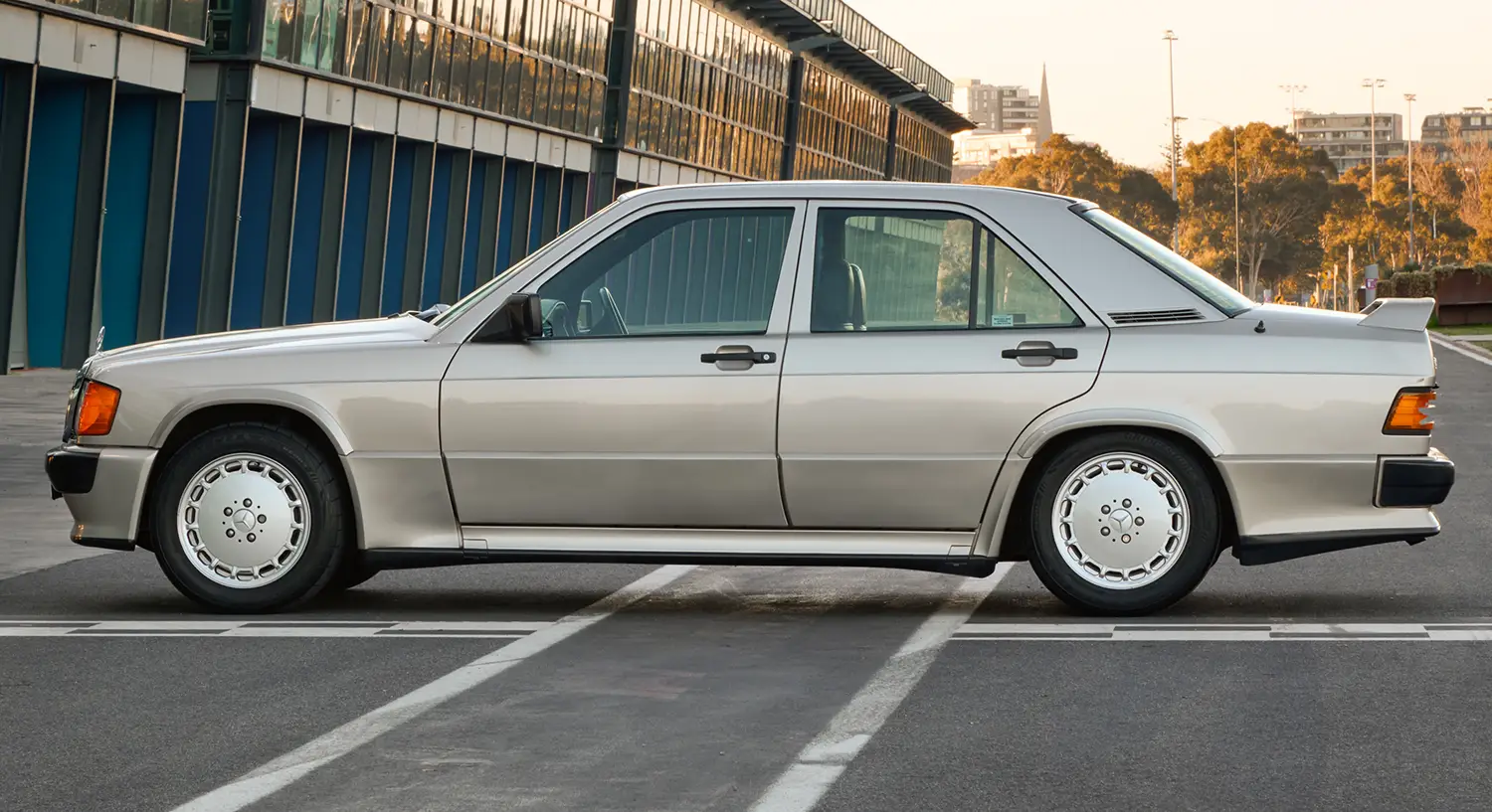1985 Mercedes-Benz 190 E