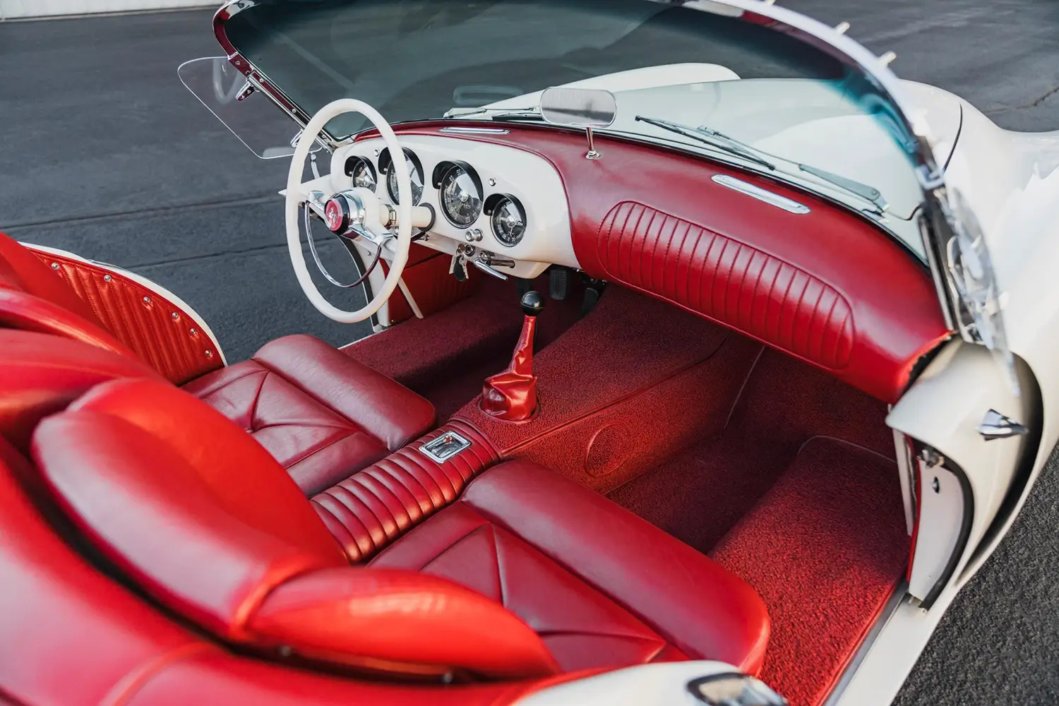 1954 Kaiser Darrin